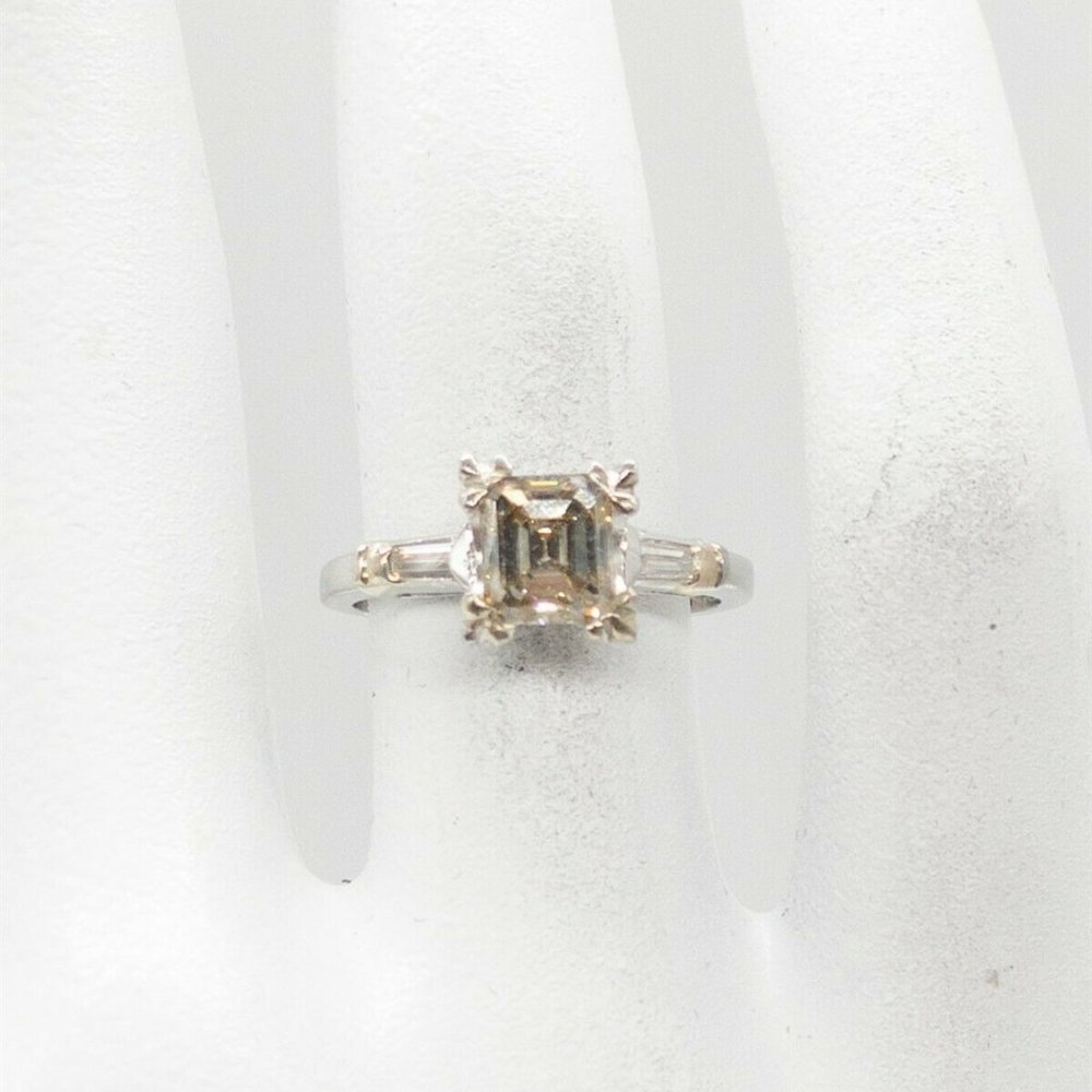 Champagne 1.3ct VVS Diamond Women's Wedding Ring